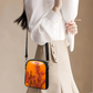 Etnikai stílusú dombornyomott válltáska